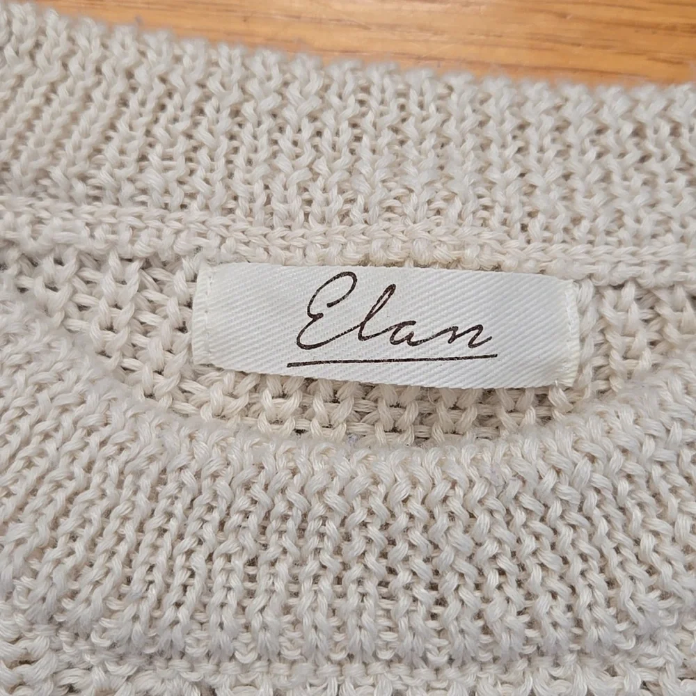 Cropped Color Block Sweater - Picture 3 of 6